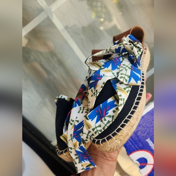 Floral Ribbon Espadrilles - Black and Brown - Picture 8 of 10